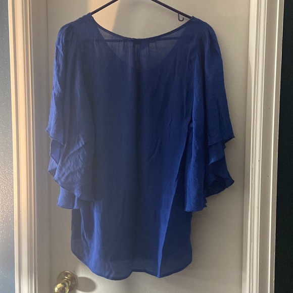 Women’s Blouse - Picture 3 of 4